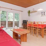 Nyaraló In Thuringian Forest Retreat Altenfeld